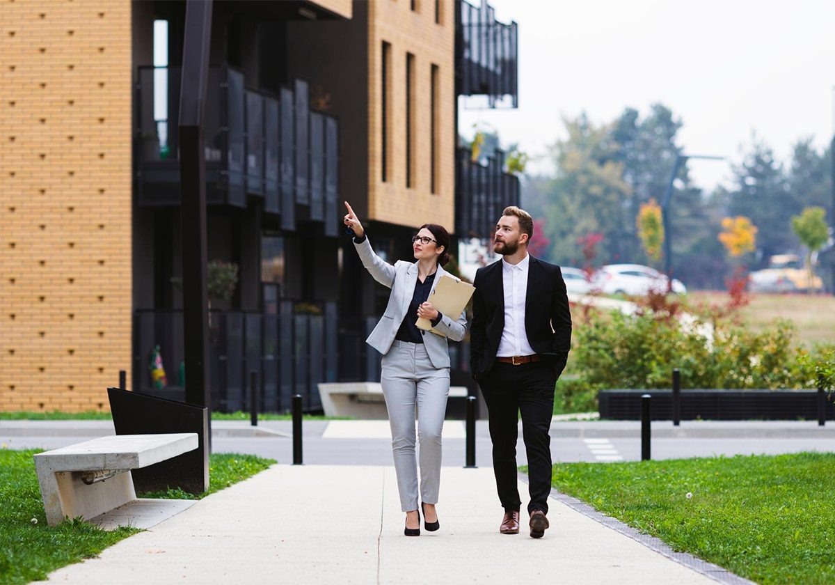 Income vs Growth Property Investing: A Beginner’s Guide (UK 2026)